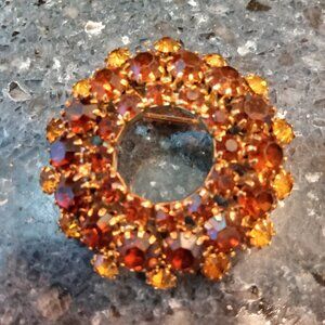 Vintage mid century pong set rhinestone circle pin brown and golden amber stones